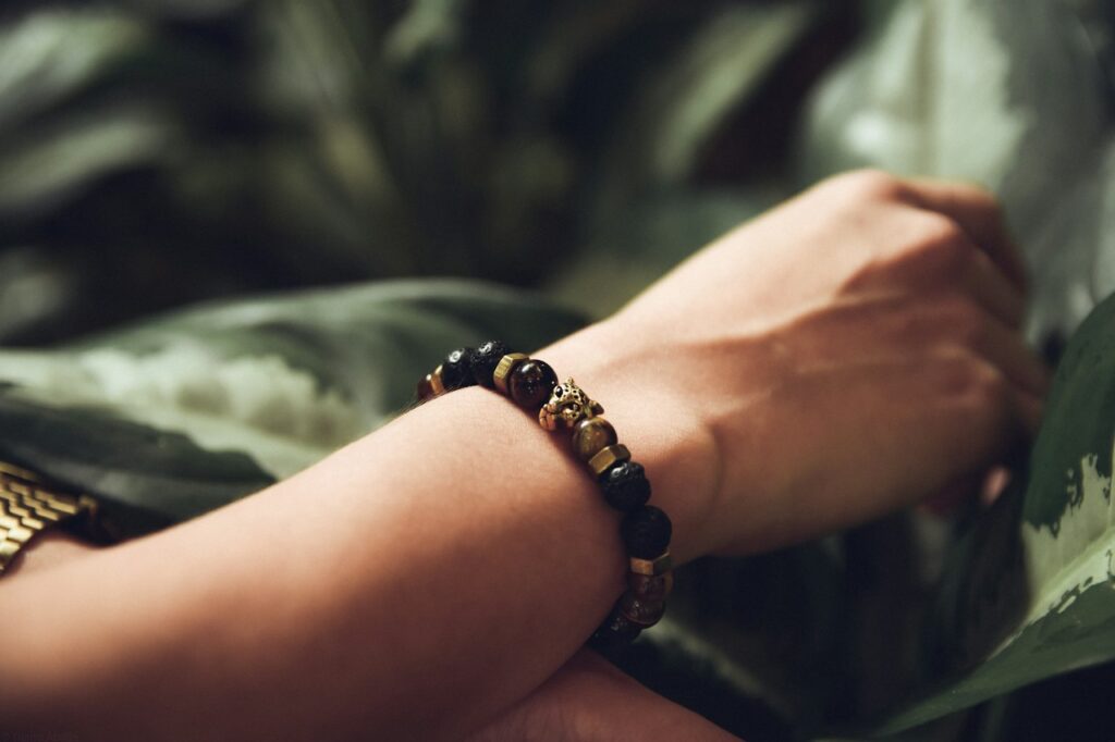 Bracciale Macramè con Occhio di Tigre